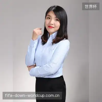 李霞